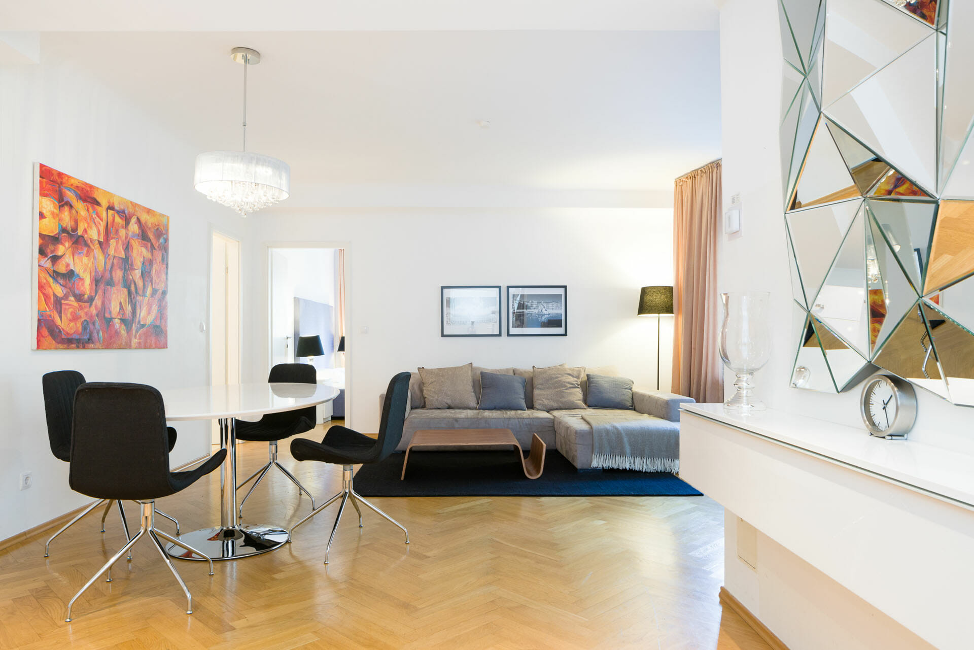 Prestige Apartments in Vienna Spacious Apartment close to Palais Liechtenstein. Bindergasse 5 - 9.  Internet, Digital Cable TV, Fully equipped kitchen, Fully furnished interior, Non smoking,